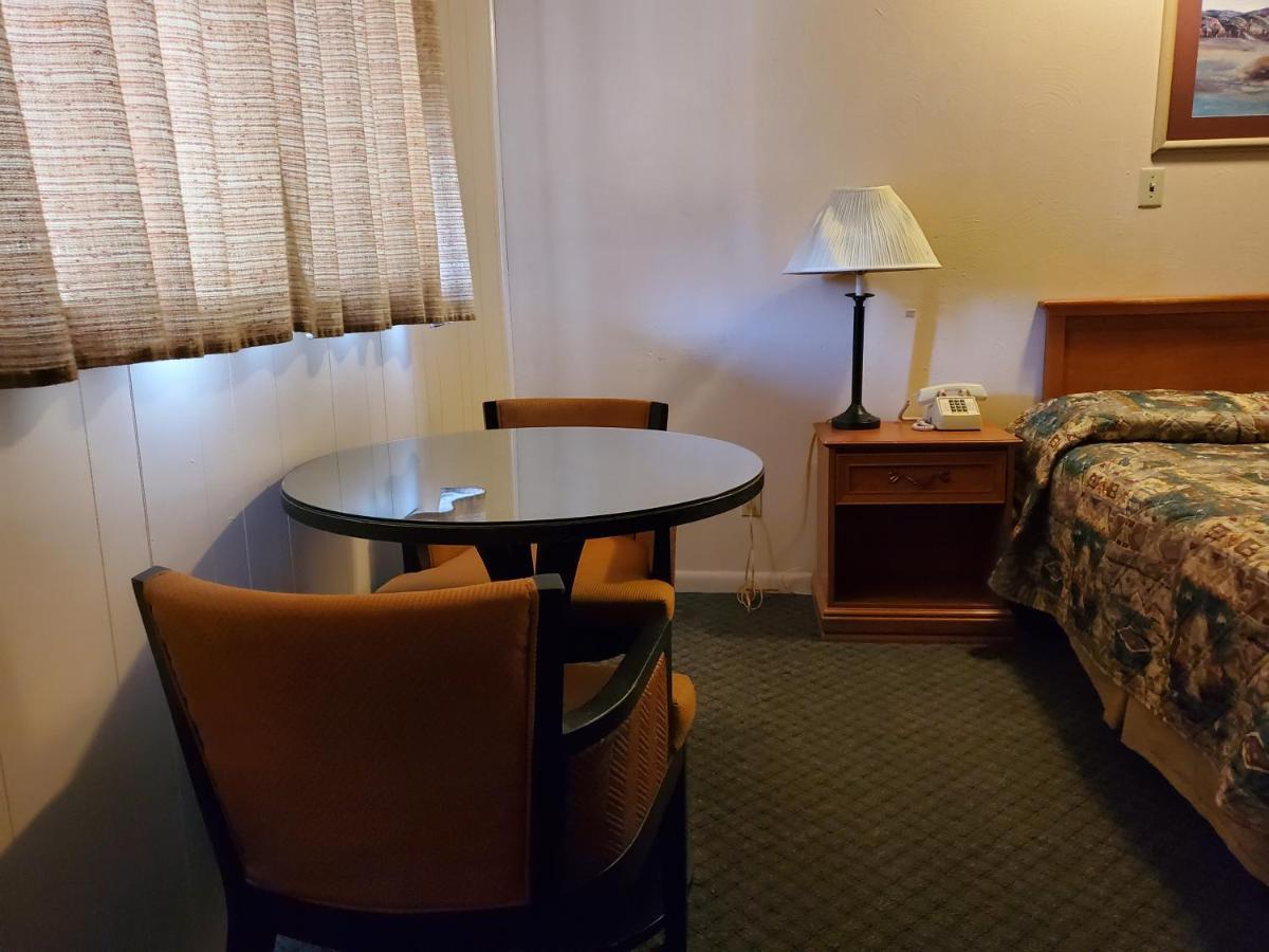 Sands Motel Grants Buitenkant foto